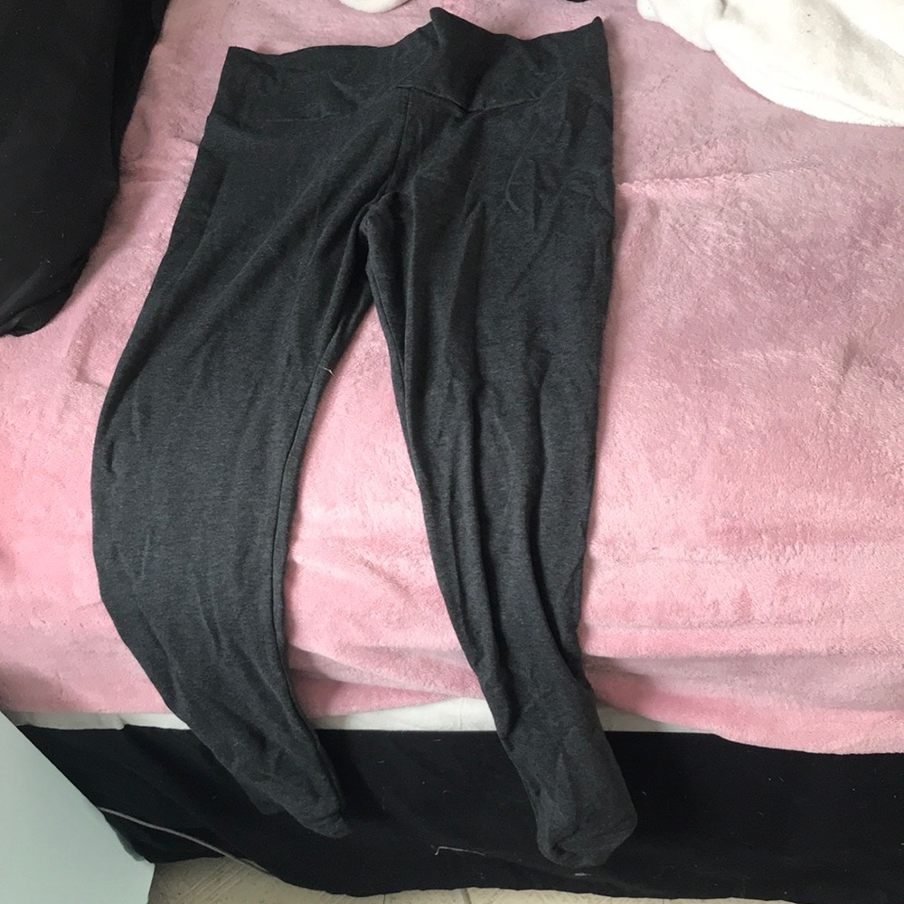 Fashion Nova Gray workout leggings